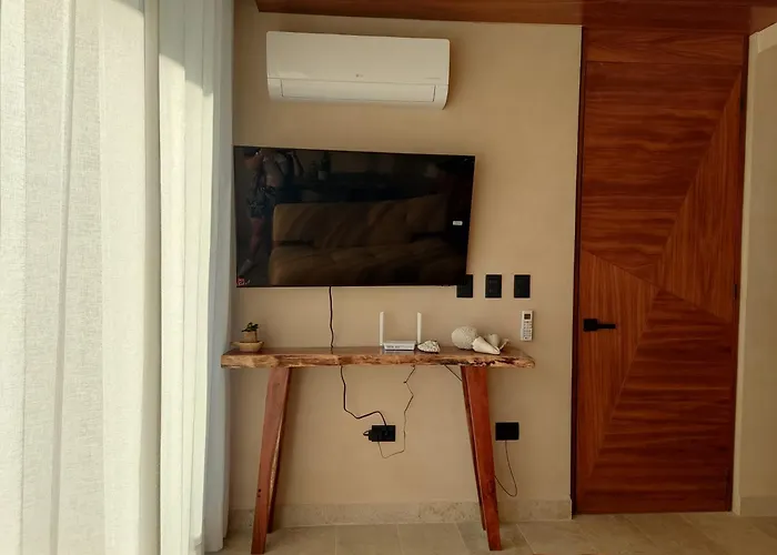 Luxury Romantic Getaway - 1 Bedroom - Steps From The - Bahia Tankah