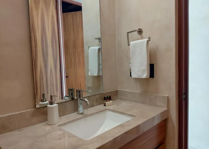 Luxury Romantic Getaway - 1 Bedroom - Steps From The - Bahia Tankah Apartamento Tulum